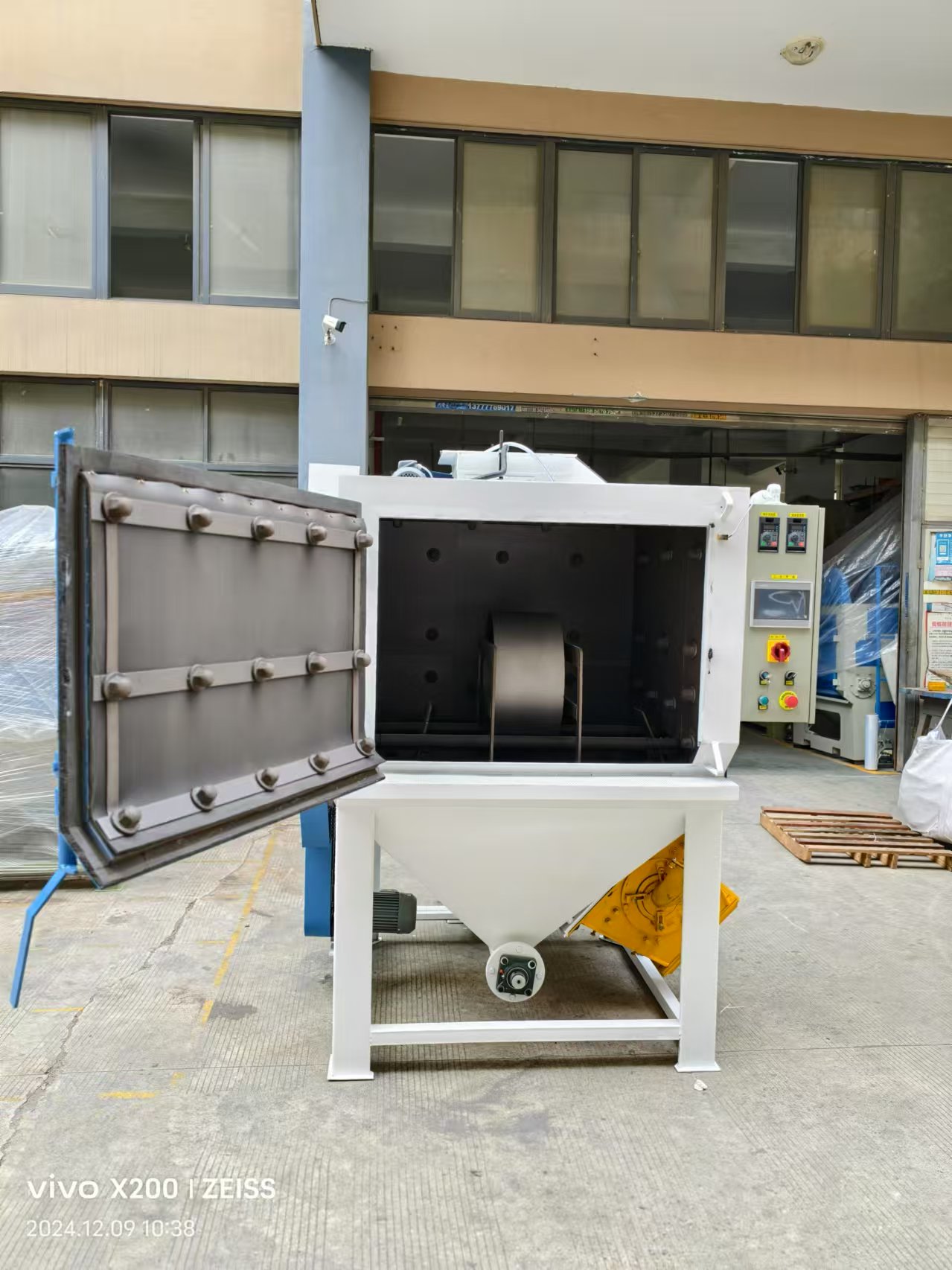 輪轂自動拋砂機(jī)